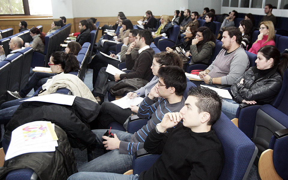 αει-αγγλόφωνα-και-για-φοιτητές-ε-ε-2380571