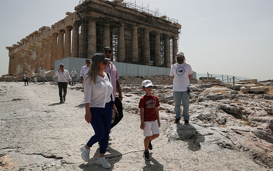 τα-ξένα-μέσα-καλωσορίζουν-την-έναρξη-τ-2379207
