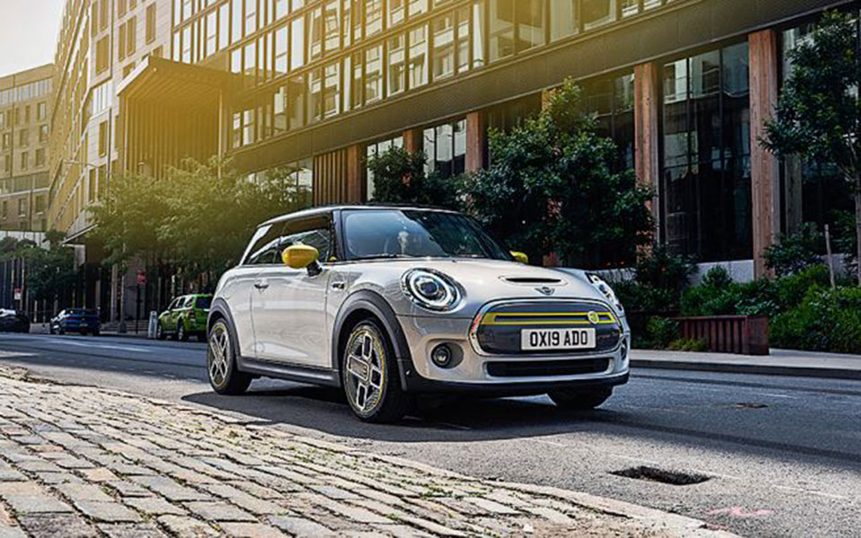 cooper-se-το-πρώτο-πλήρως-ηλεκτρικό-μοντέλο-τ-2377457