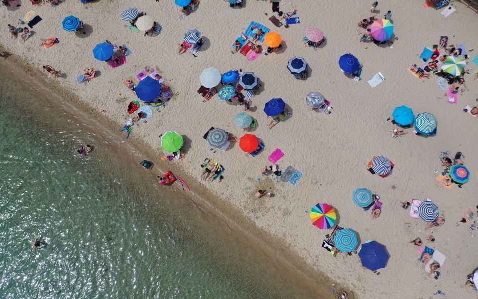 οι-υψηλές-θερμοκρασίες-περιορίζουν-α-2378695