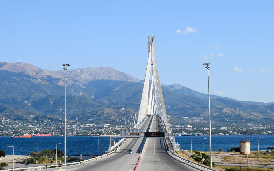 ολυμπία-οδός-ασφαλτικές-εργασίες-βαρ-2379114