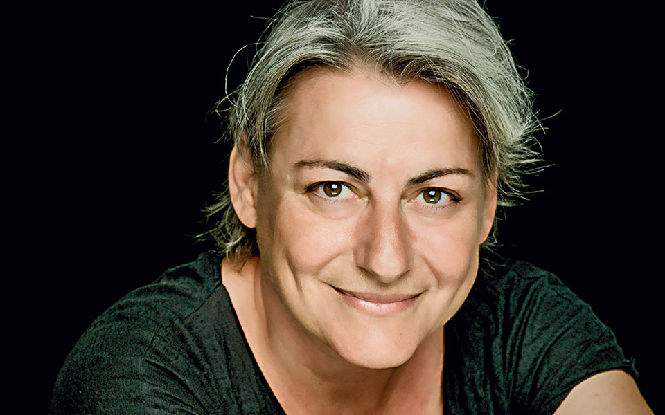 staysafe-πέννυ-παναγιωτοπούλου-η-πανδημία-μ-2377445