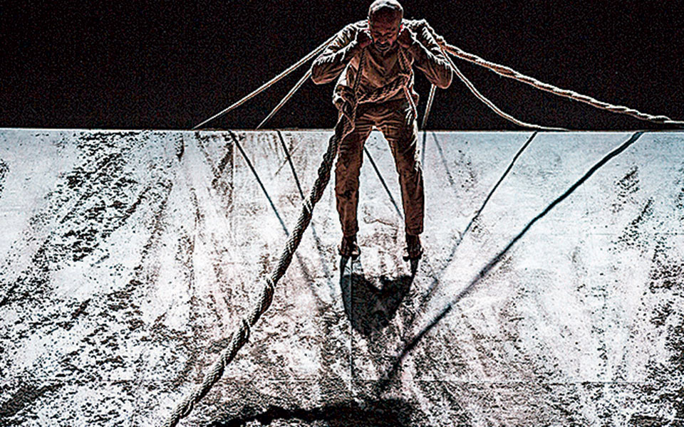 εκτάκτως-2377106