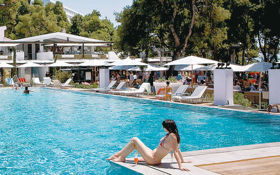 ποια-ξενοδοχεία-και-πότε-επαναλειτου-2378879