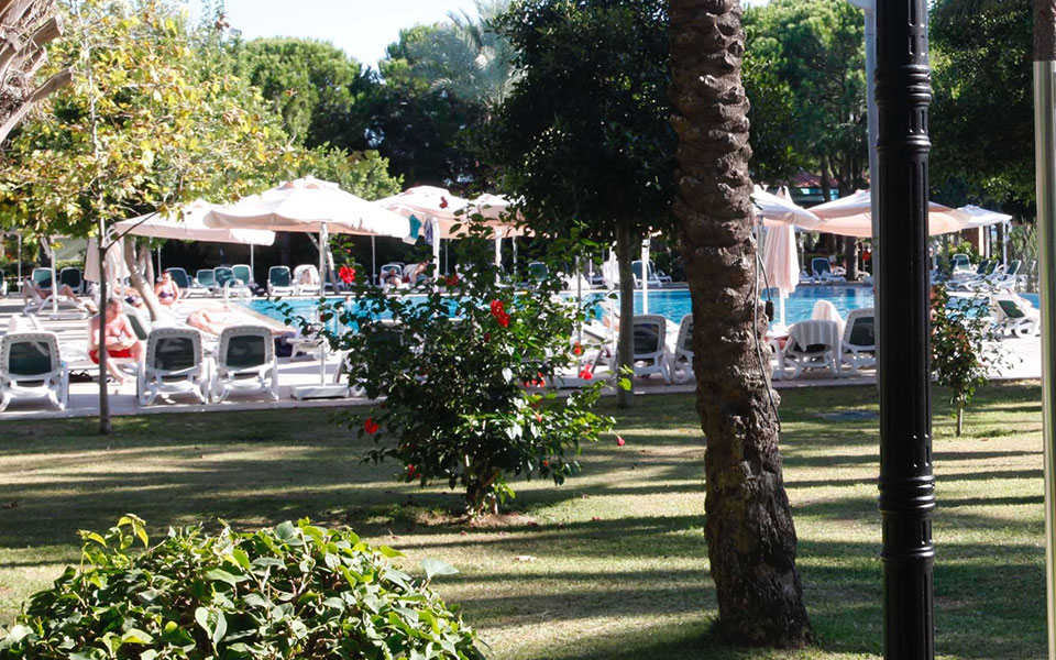 αντιδράσεις-ξενοδόχων-για-υγειονομι-2377804