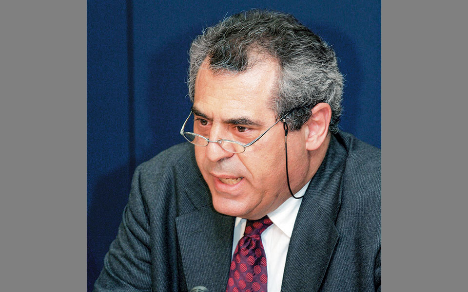 αγγελος-χατζάκης-στην-κ-μεγάλος-στό-2376451