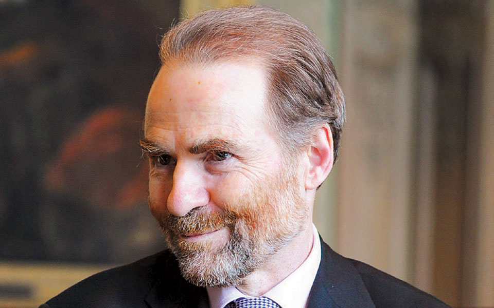 τίμοθι-γκάρτον-ας-στην-κ-τα-χρήματα-ν-2380858