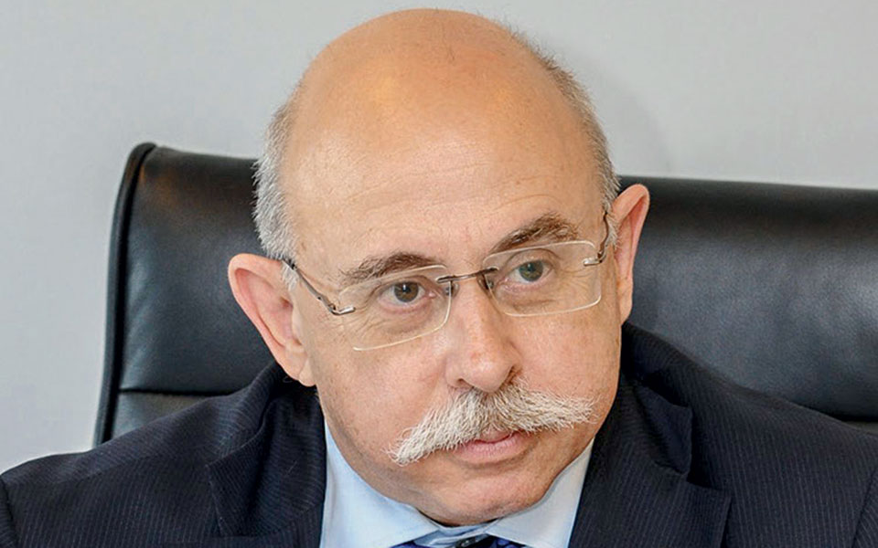 οι-πάροχοι-δεν-είναι-εισπράκτορες-τρί-2378633