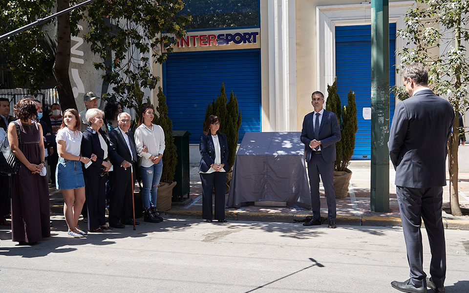 φόρος-τιμής-στα-θύματα-της-marfin-2377469