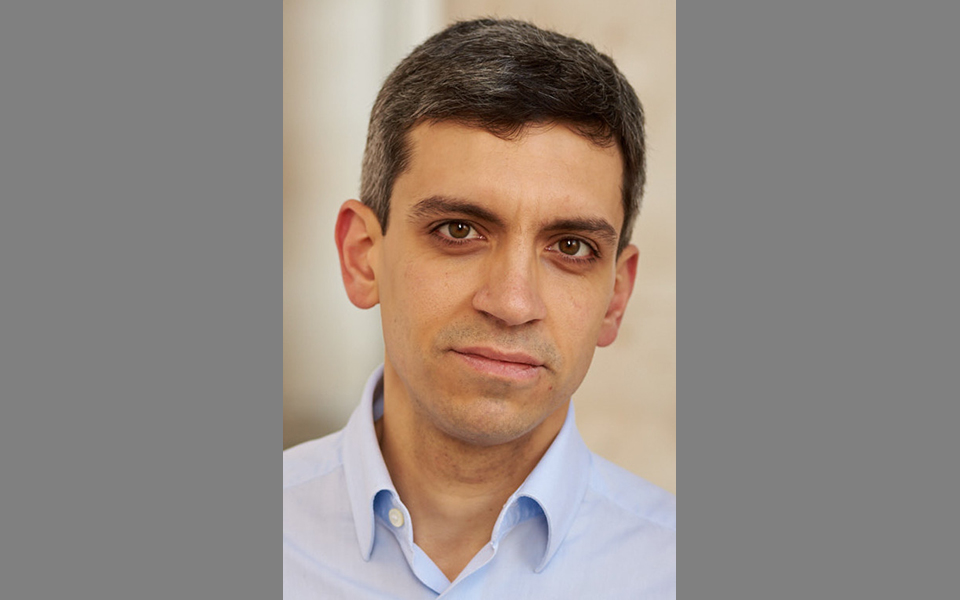 το-ποίημα-της-εβδομάδας-ο-γιος-του-αδάμ-2379533