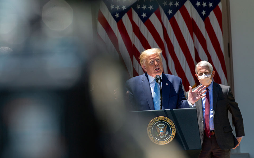 ντ-τραμπ-με-ή-χωρίς-εμβόλιο-επιστρέφ-2378459