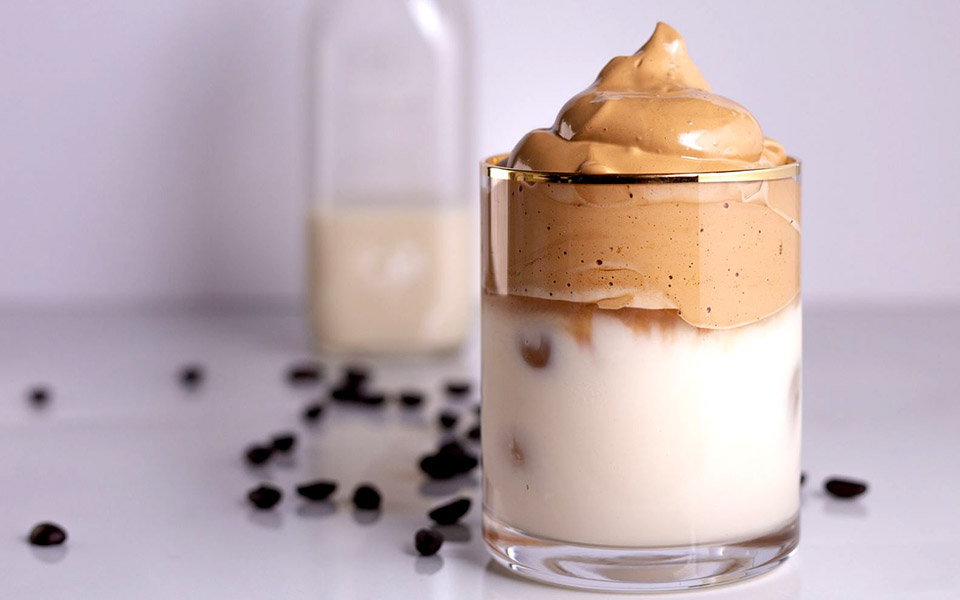 dalgona-ο-φραπές-γίνεται-viral-2377710