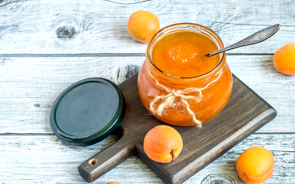 γλυκό-του-κουταλιού-βερίκοκο-2380275