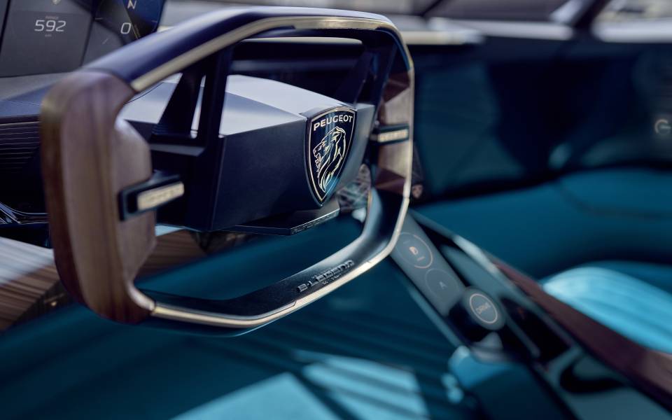 h-εξέλιξη-του-τιμονιού-της-peugeot-σε-ένα-έξυπ-2379942