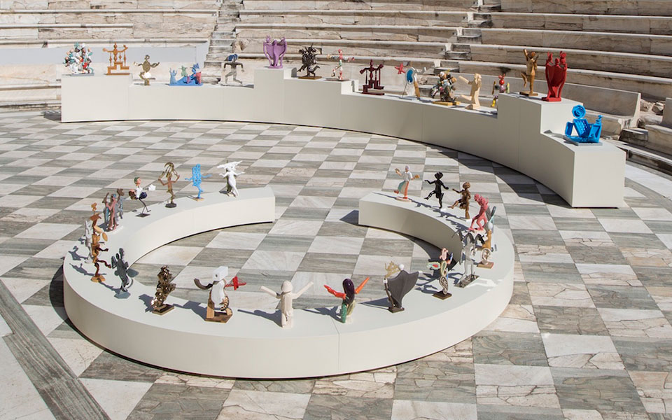 γλυπτά-χορεύουν-στο-ηρώδειο-2381796