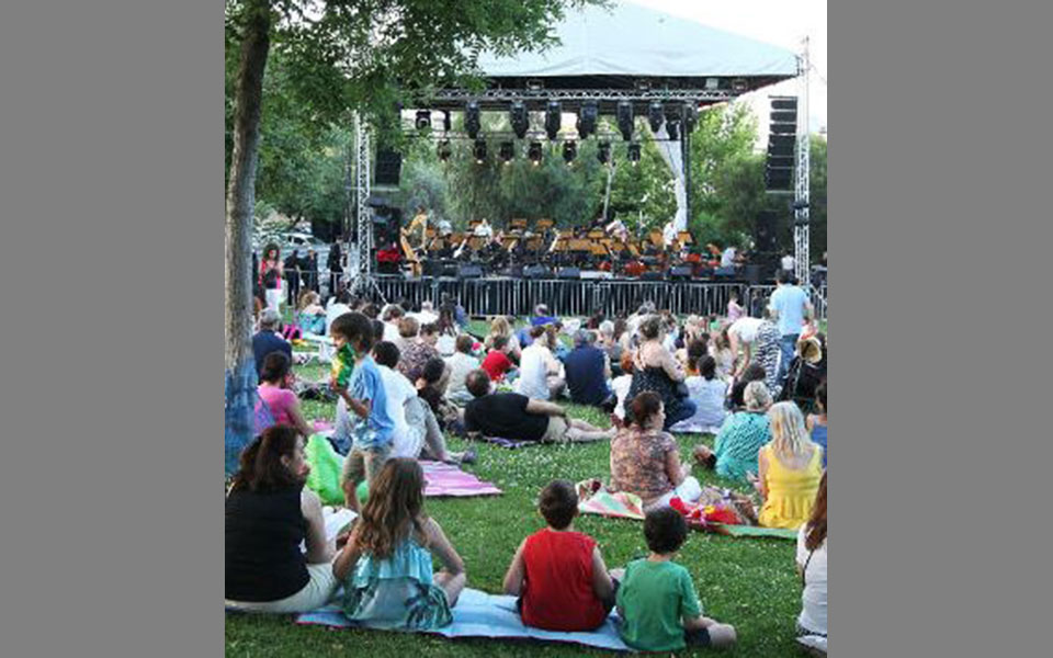 η-μουσική-βρίσκει-τον-τρόπο-2383864