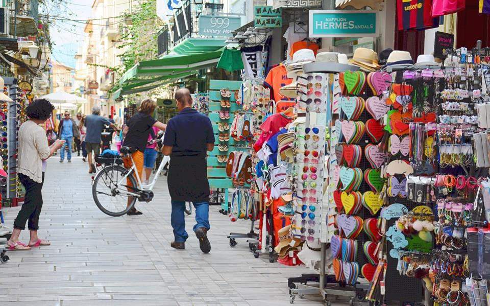 τρίτη-στην-προτίμηση-των-ξένων-τουρισ-2384957