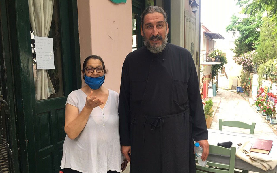 staysafe-σάββατο-μεσημέρι-στην-πλατεία-του-λ-2384647