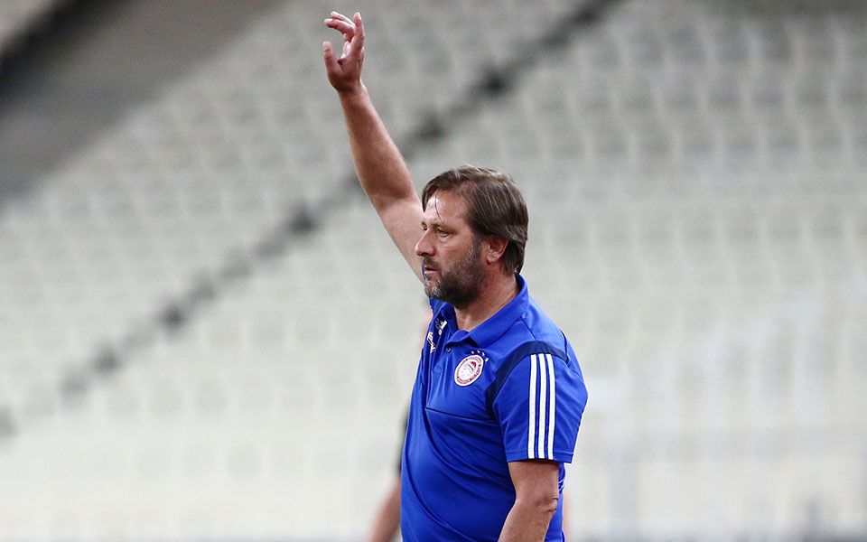 επιστροφή-στους-τίτλους-2385554