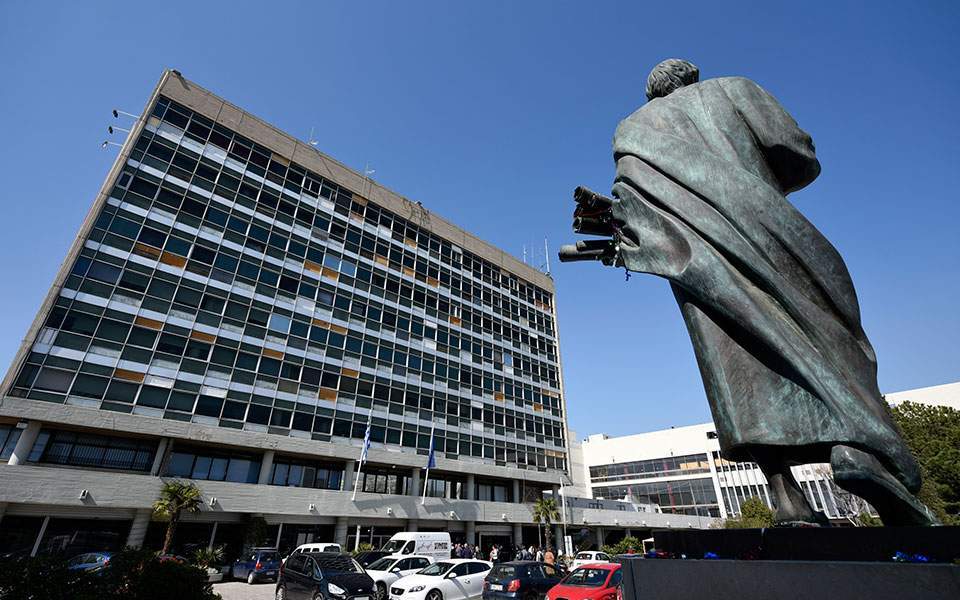 κατάληψη-στο-κτίριο-διοίκησης-του-απθ-2383474