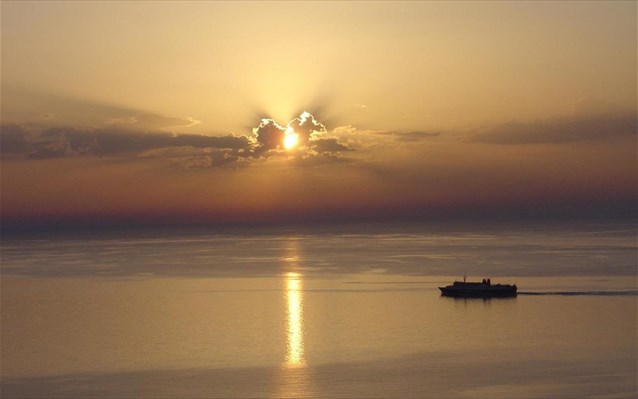 ττε-βουτιά-των-τουριστικών-εσόδων-τ-2384264