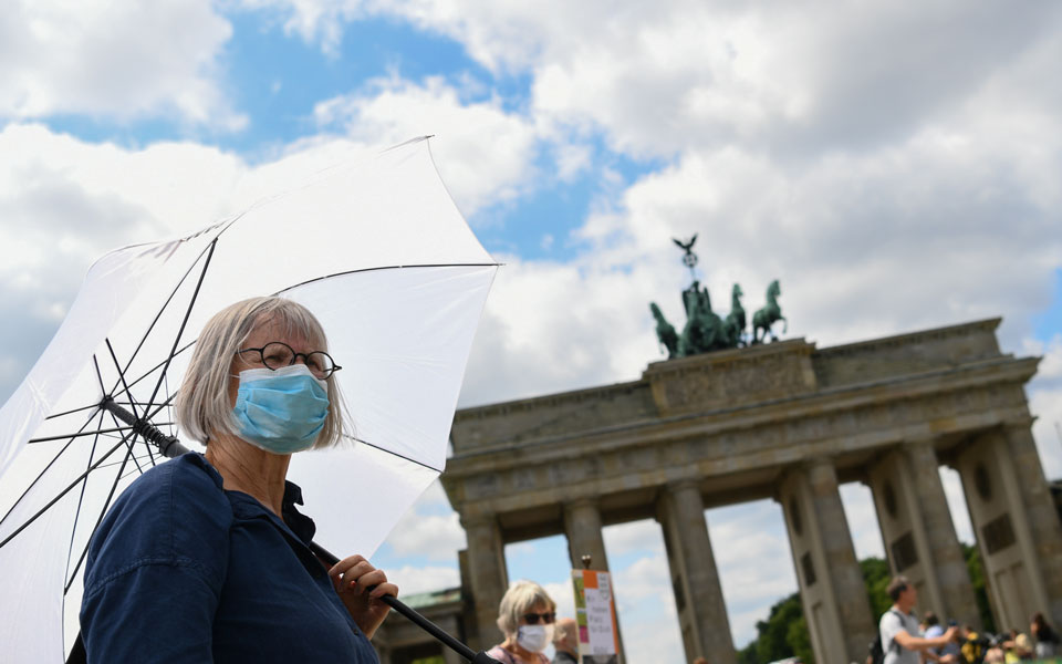 γερμανία-τέσσερις-θάνατοι-από-covid-19-και-192-κ-2383092