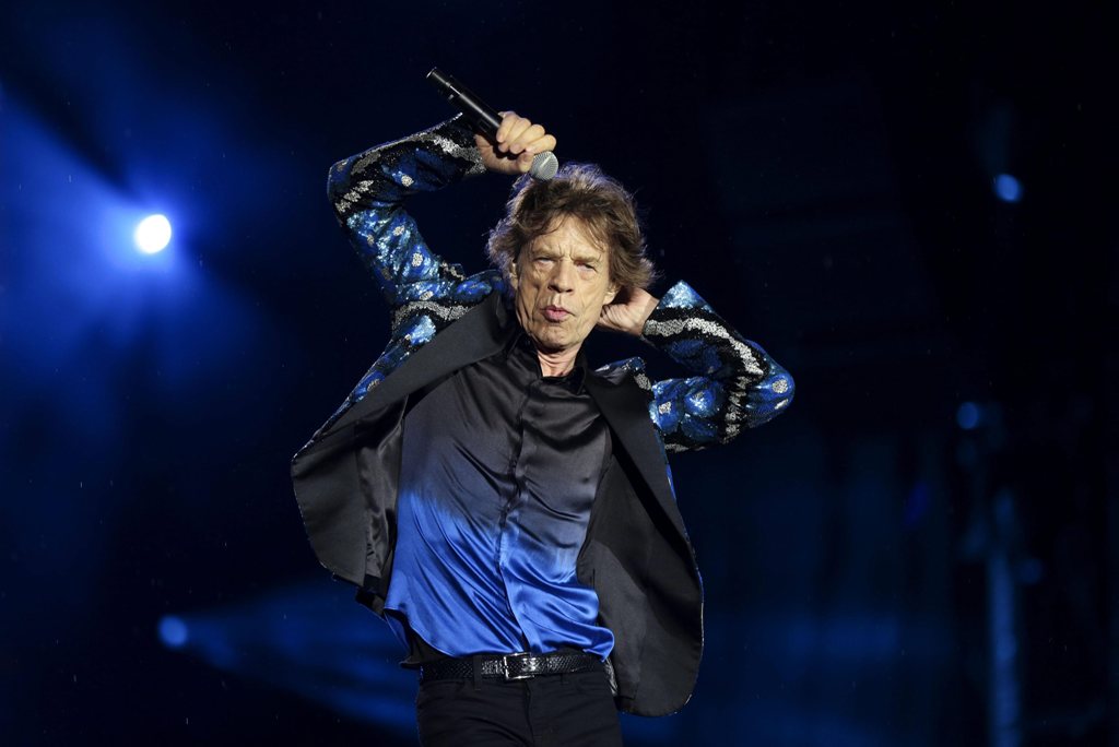οι-rolling-stones-απαγορεύουν-στον-τραμπ-να-χρησιμ-2385344