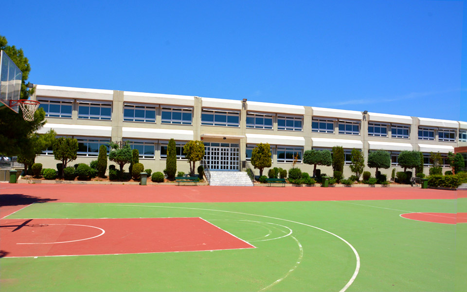 εκπαιδευτήρια-καίσαρη-με-το-βλέμμα-στ-2381120