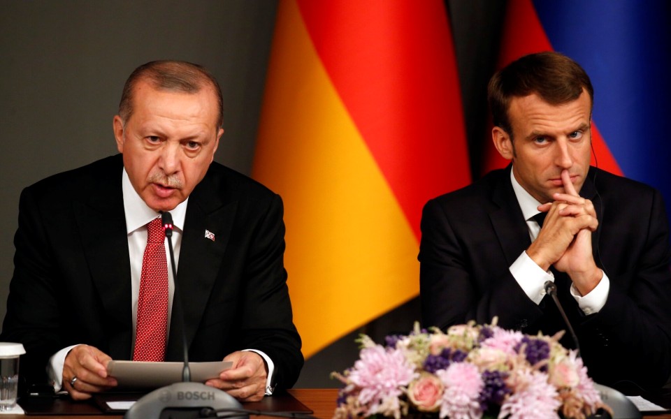 γαλλικά-πυρά-κατά-αγκυρας-στο-νατο-υ-2383564