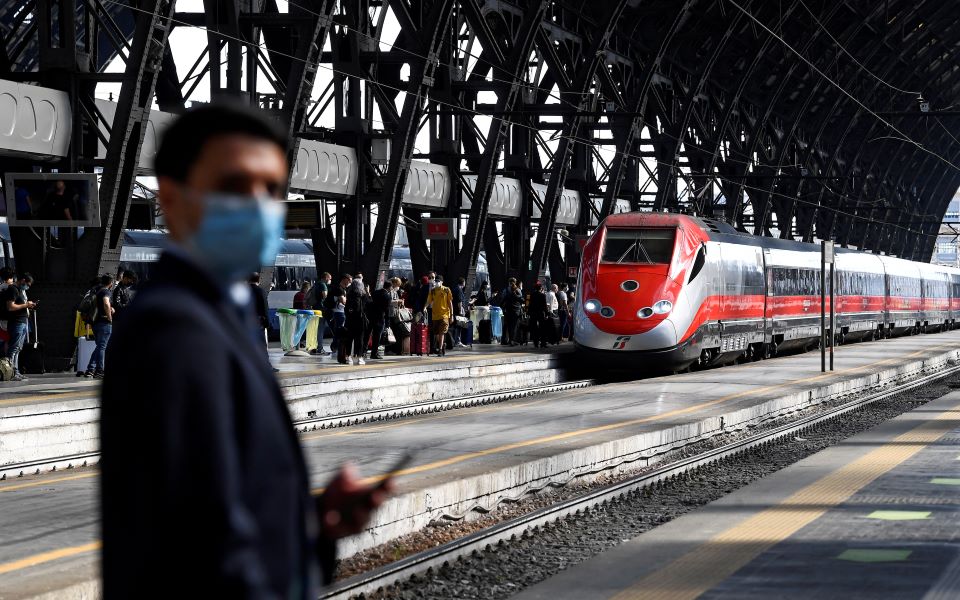 πάνω-από-2-5-εκατομμύρια-κρούσματα-του-κ-2384099