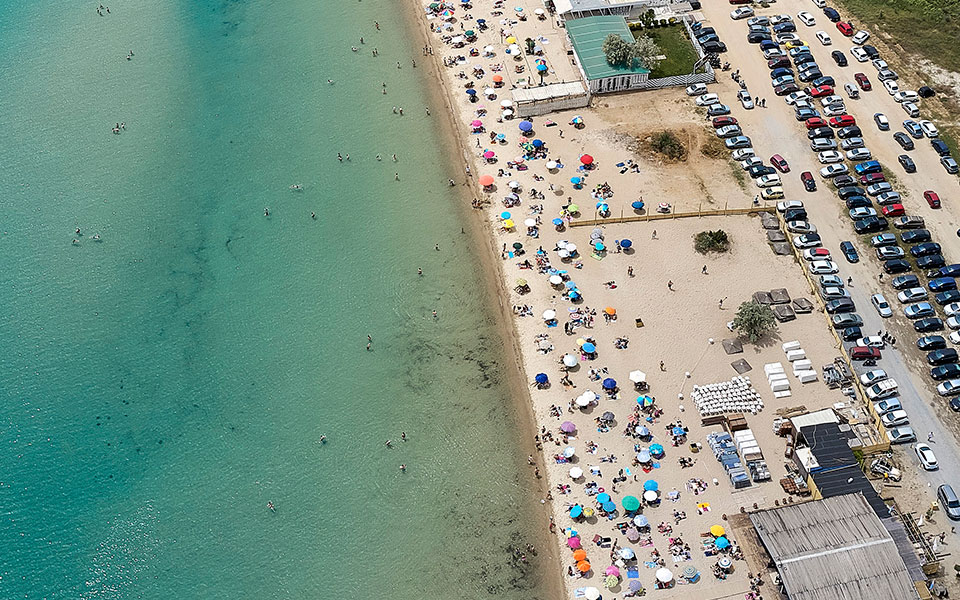 οι-νέοι-κανόνες-για-τις-παραλίες-2381286