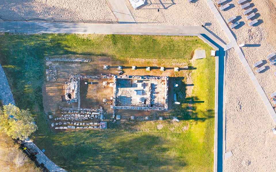 ενας-αρχαίος-ναός-πέντε-αστέρων-2384642