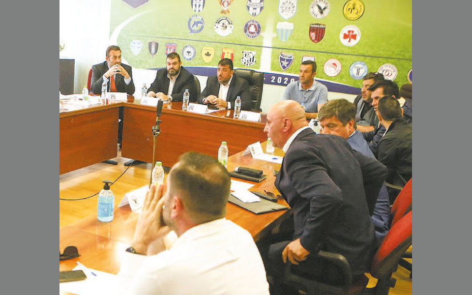 σέντρα-και-βλέπουμε-στη-σούπερ-λιγκ-2-2381546