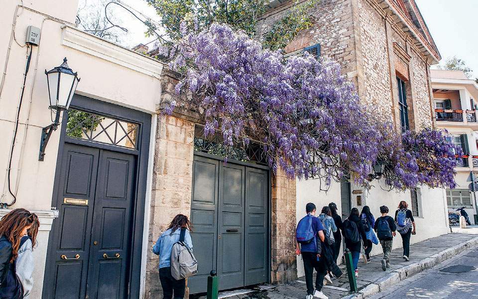 αγγιξαν-τις-12-000-οι-αιτήσεις-για-πρότυπα-2384707