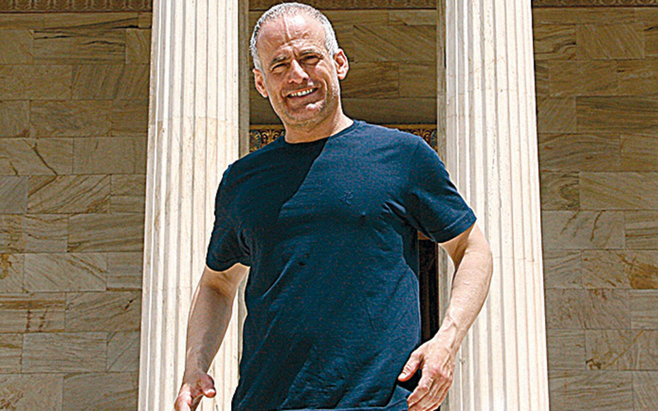 ενα-εικοσιτετράωρο-με-τον-ηθοποιό-και-2382716