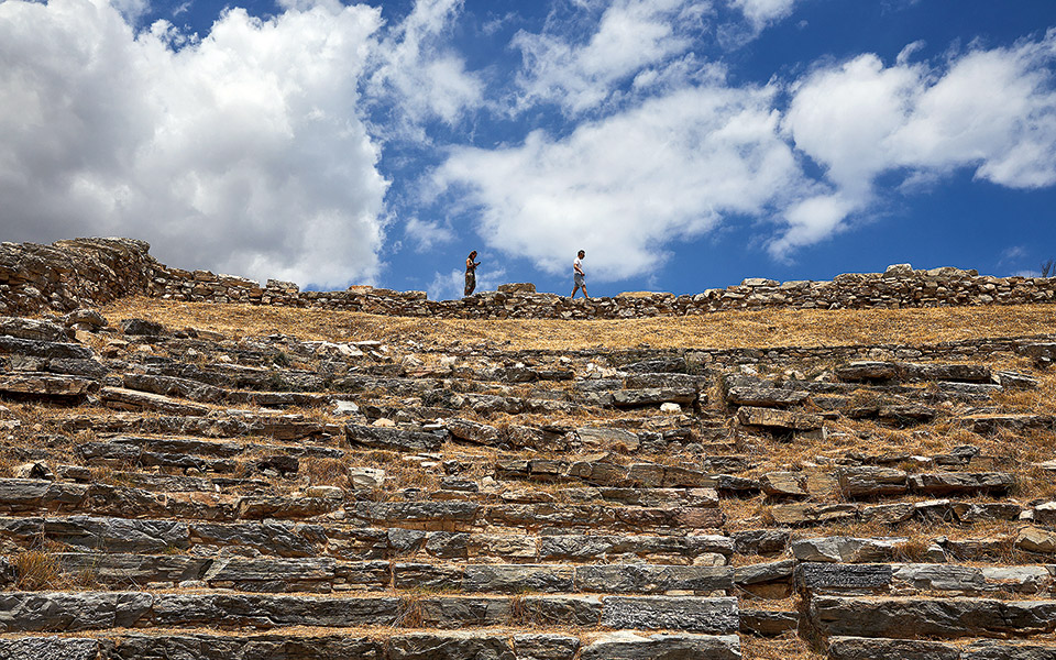γνωριμία-με-τη-λαυρεωτική-2383183