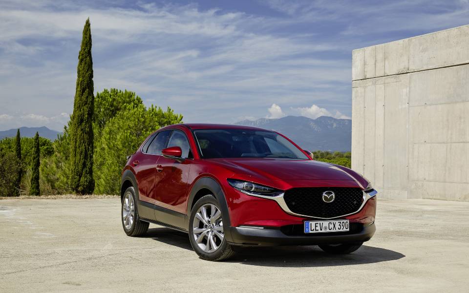 το-mazda-cx-30-θριαμβεύει-στο-design-trophy-2383141