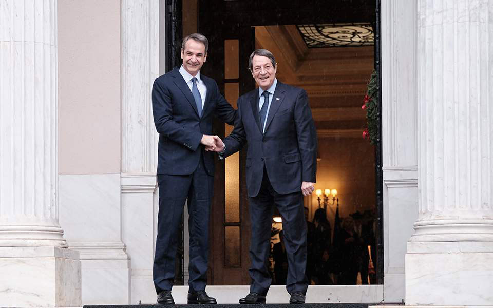 τηλεφωνική-επικοινωνία-κυρ-μητσοτάκ-2382580