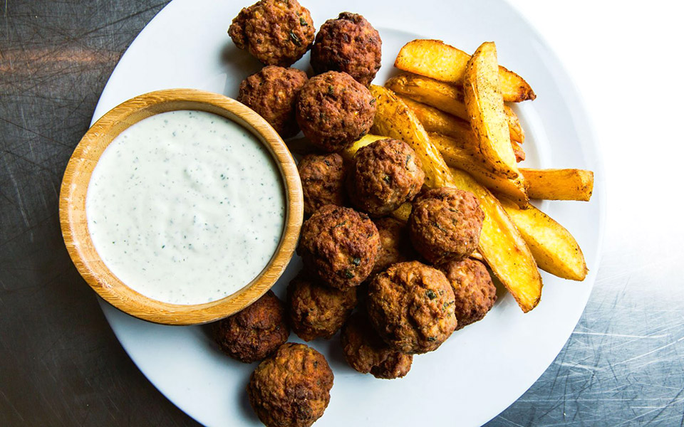 οι-κεφτέδες-του-χριστόφορου-πέσκια-2381054