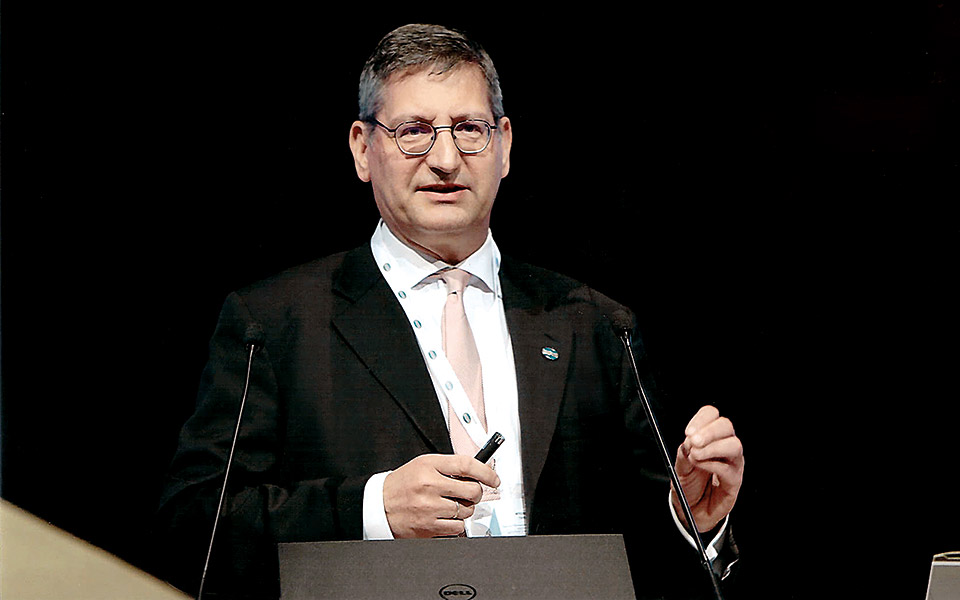 παύλος-μυλωνάς-πώς-η-πανδημία-μάς-φέρν-2385675