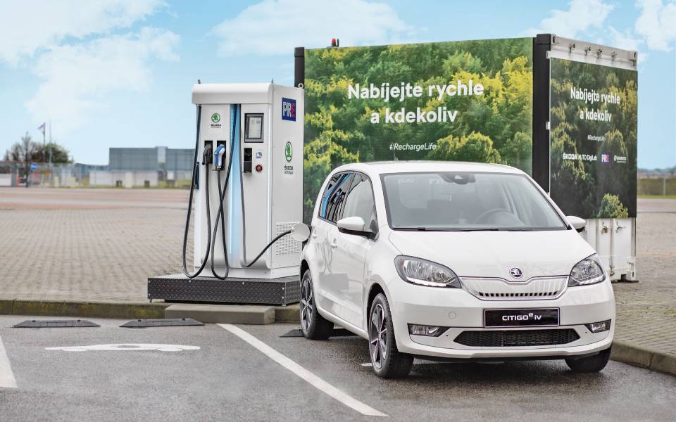 λύση-για-γρήγορη-φόρτιση-ηλεκτρικών-α-2383504