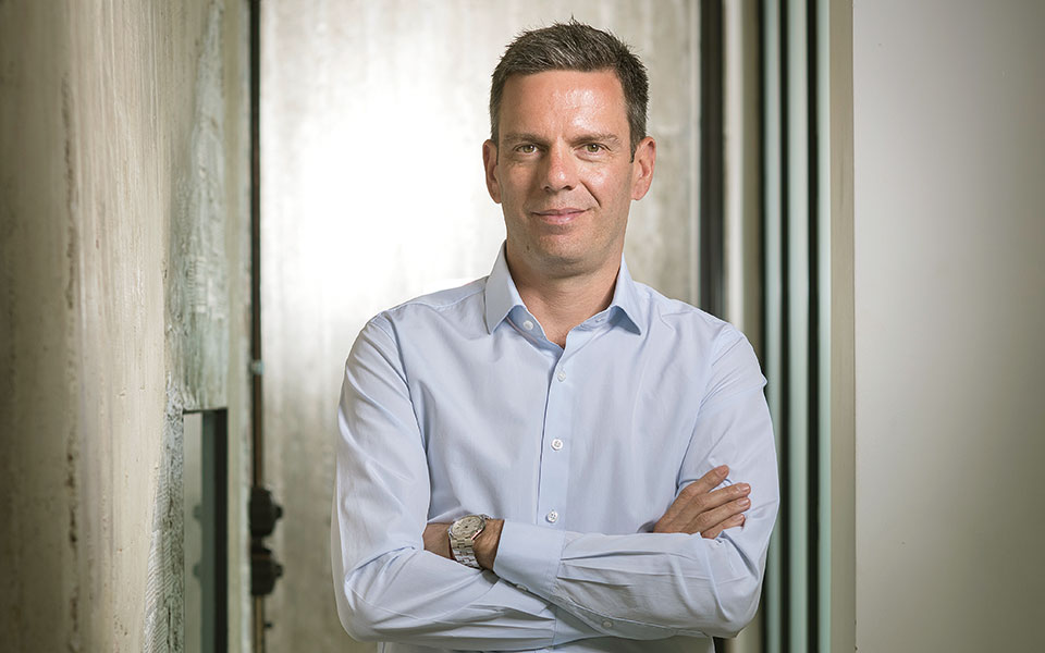 θεοδόσης-μιχαλόπουλος-η-τεχνολογία-2385564