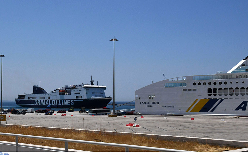 ξεκίνησαν-οι-αφίξεις-τουριστών-στο-λι-2386100