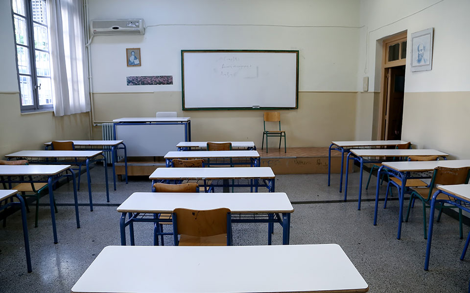 ναυάγιο-για-τα-ιδιωτικά-2390264