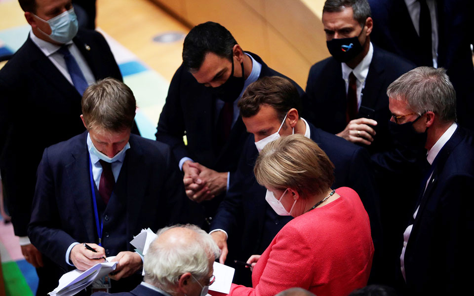 συμφωνία-για-το-ταμείο-ανάκαμψης-και-τ-2389058