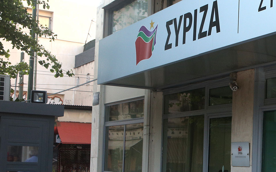 χαμηλό-βαρομετρικό-στον-συριζα-2386717