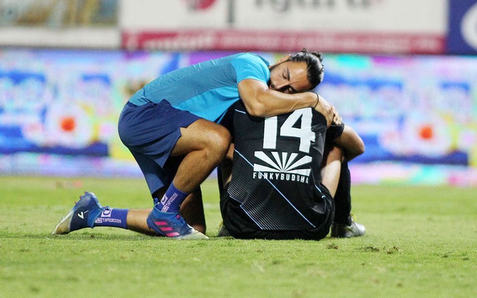 ο-κατήφορος-και-η-χαραμάδα-αισιοδοξία-2389913