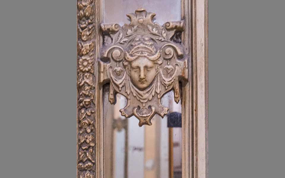 η-αθήνα-των-χαμένων-οροφογραφιών-2389834