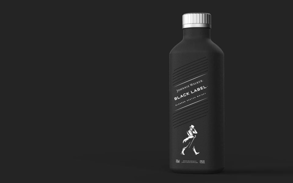 σε-χάρτινα-μπουκάλια-το-johnnie-walker-από-το-2021-2387801