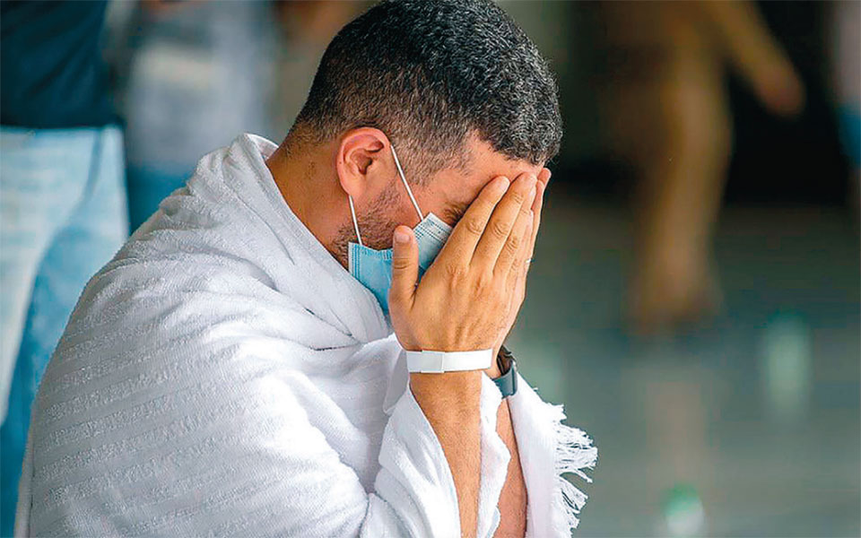 η-νεολαία-πυροδοτεί-την-επιδημία-2390627